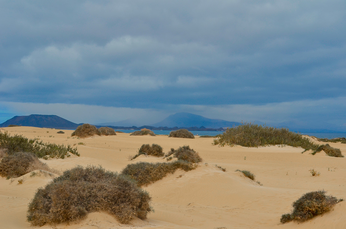 Desde Fuerteventura, la isla de Lobos y Lanzarote Fuerteventura, Lobos y Lanzarote
